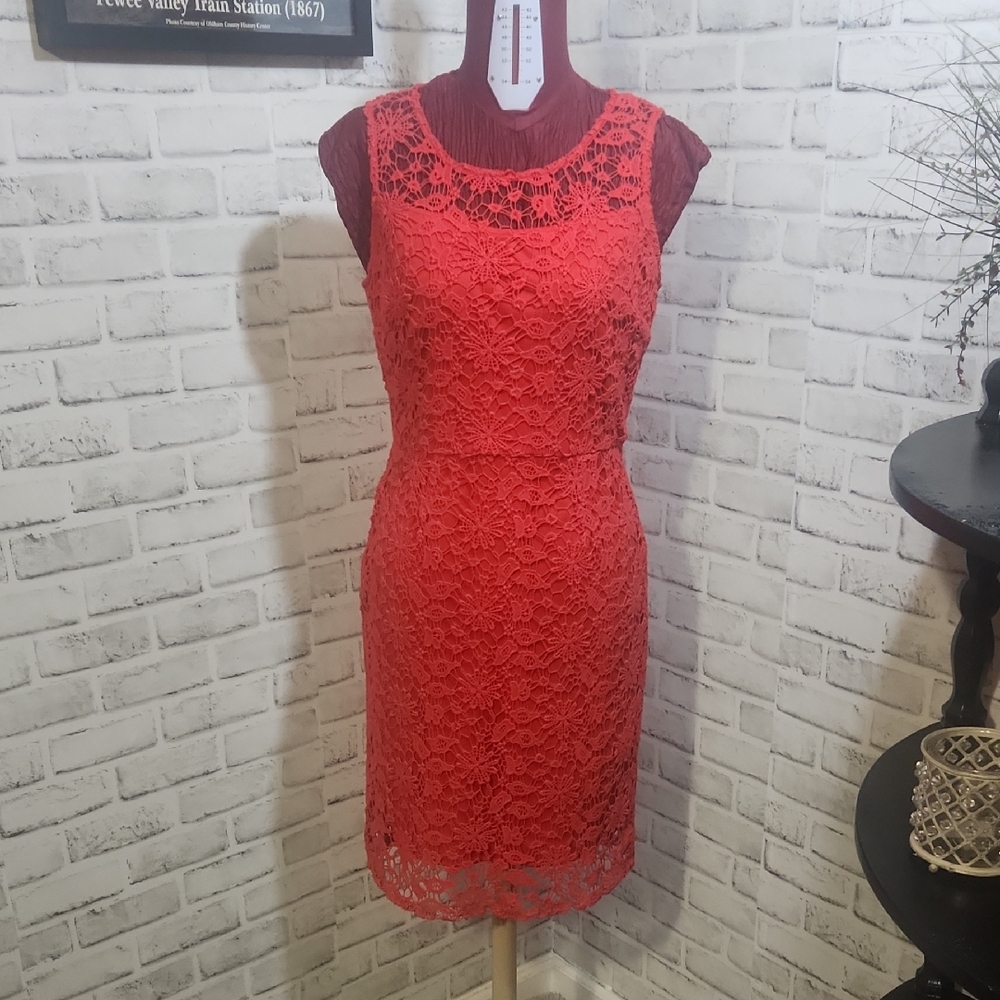 Skies Are Blue Red Lace Midi Dress
